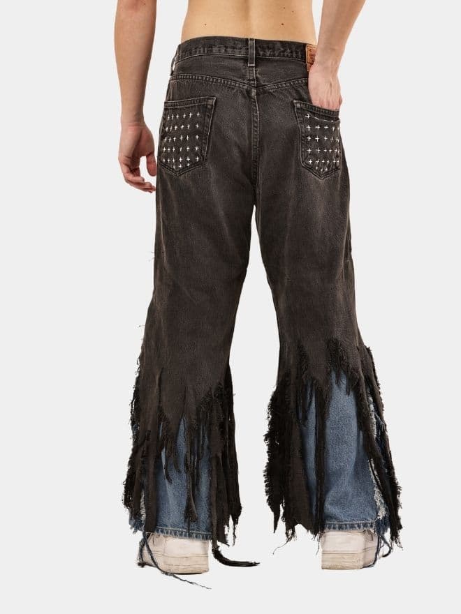 Levi’s Distressed Strip Hem Jeans – Layered Blue Detail thumbnail 3