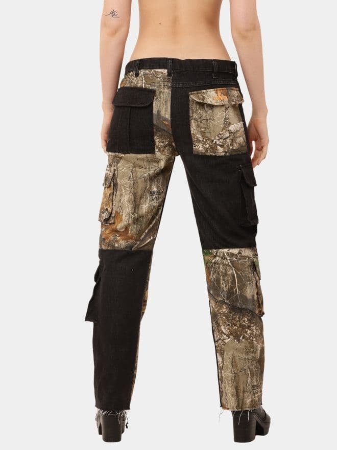 Realtree Panel Cargo Pant – Camo & Black Hybrid Utility thumbnail 2
