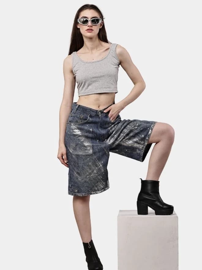 Levi’s Silver Foil Jorts thumbnail 4