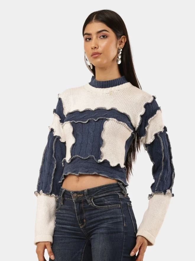 Vintage Cable Knit Crop Sweater – Blue & White Panel Design thumbnail 4