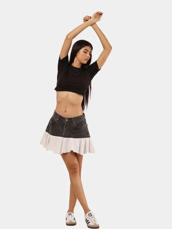 Levi’s Denim Ruffle Mini Skirt thumbnail 3