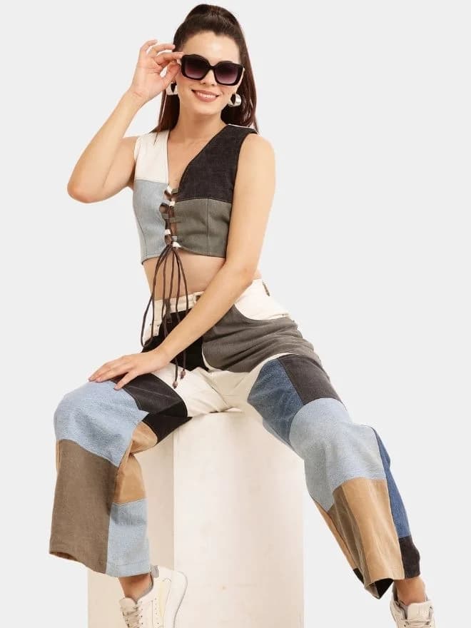 Baggy Denim Set –  Patch Jeans & Lace V-Neck Top — image 1 of 8
